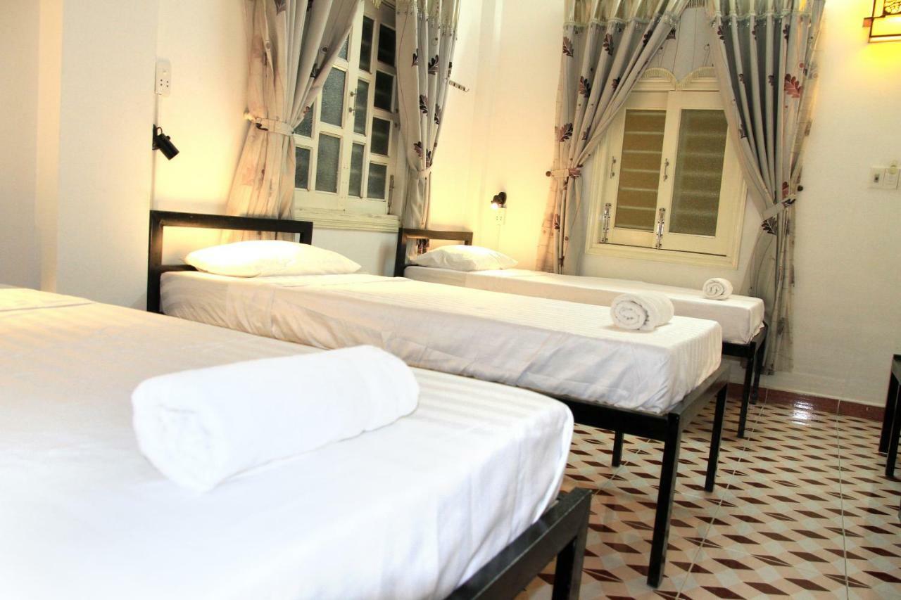 Quy Long Homestay Hoi An Bagian luar foto